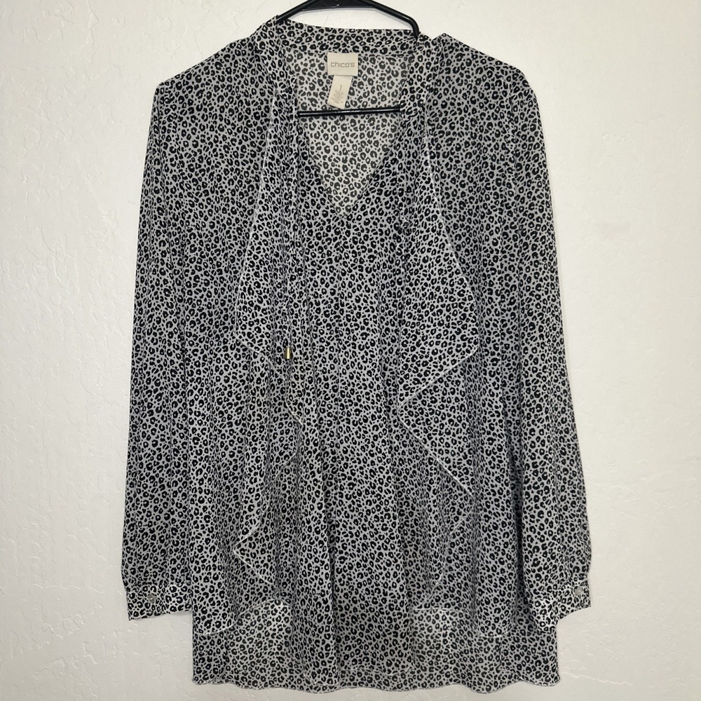 Chicos Flounce-Front Leopard Top Size 1 Black‎ White Long Sleeve